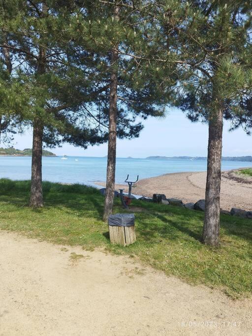 Appartement Au Coeur De Paimpol Exteriör bild